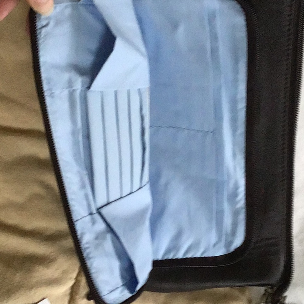 🟩🟪Brown leather travelon bag🟪🟩 - Picture 2 of 5